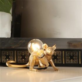 Nordic Creative Mini Animal Mouse Lamp Living Room Dining Room Bedroom Clothing Store Personalized Eye Protection Gift Resin Table Lamp (Option: Golden-Prone position-US)